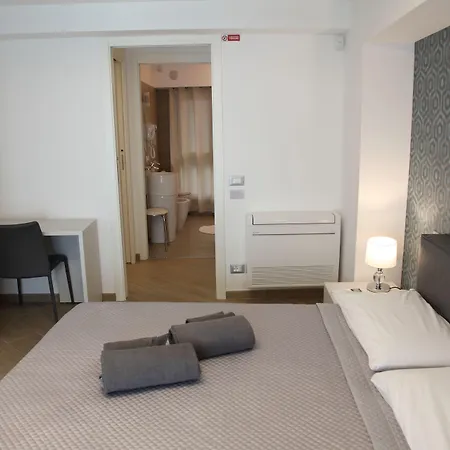 Luxury Garzilli 3*