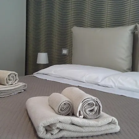 Luxury Garzilli